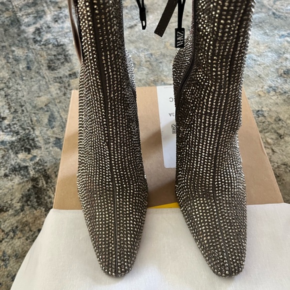 Rhinestone Heeled Ankle Boot 🩶 - Picture 9 of 10